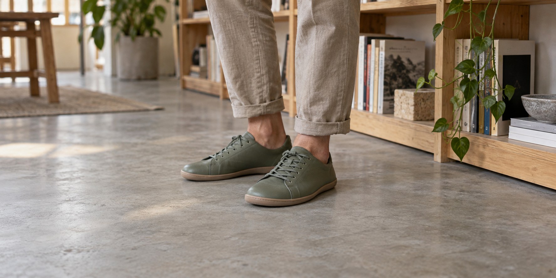 Barefoot patike tokom pauze na poslu